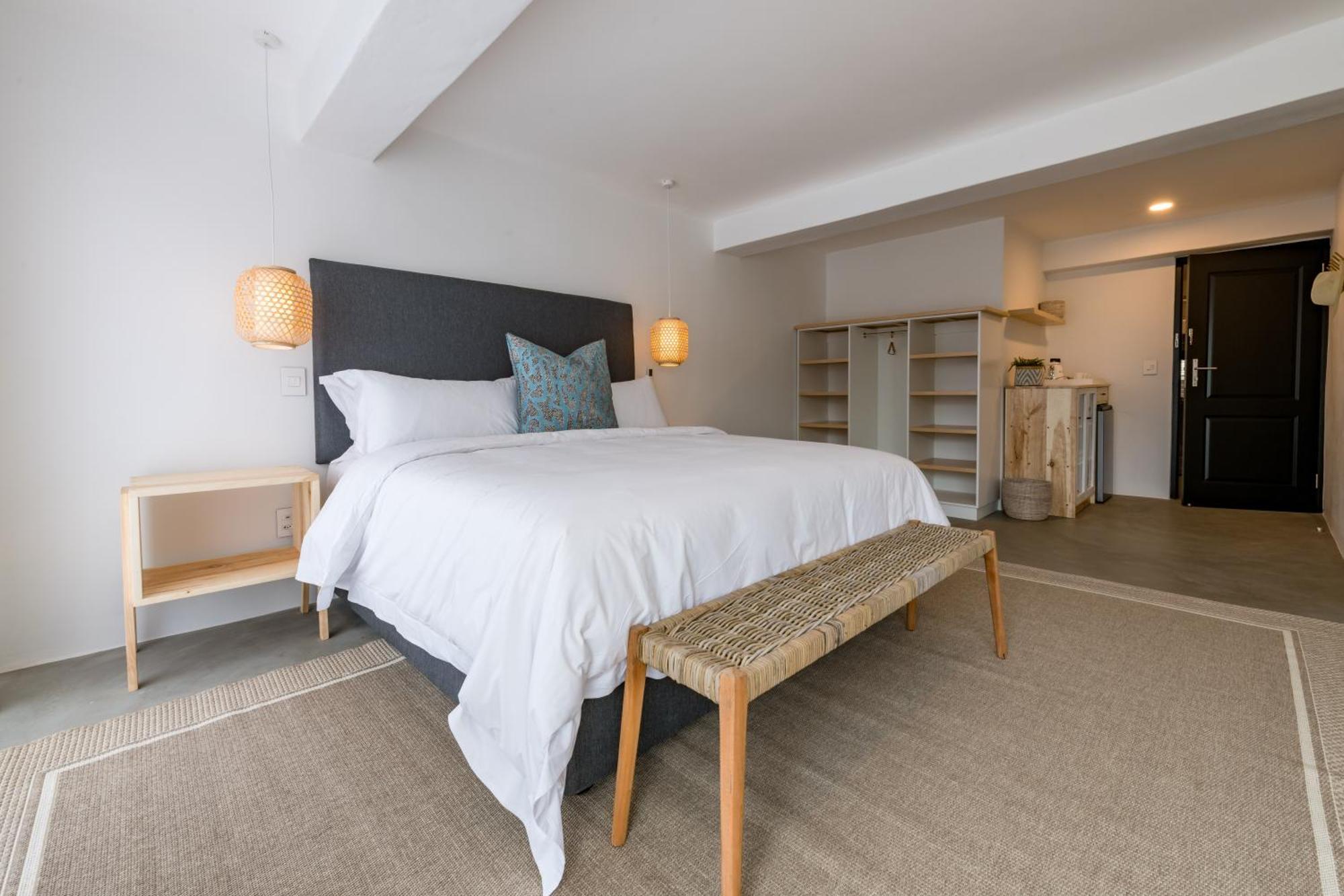 Eleven Hotel Plettenberg Bay Bagian luar foto