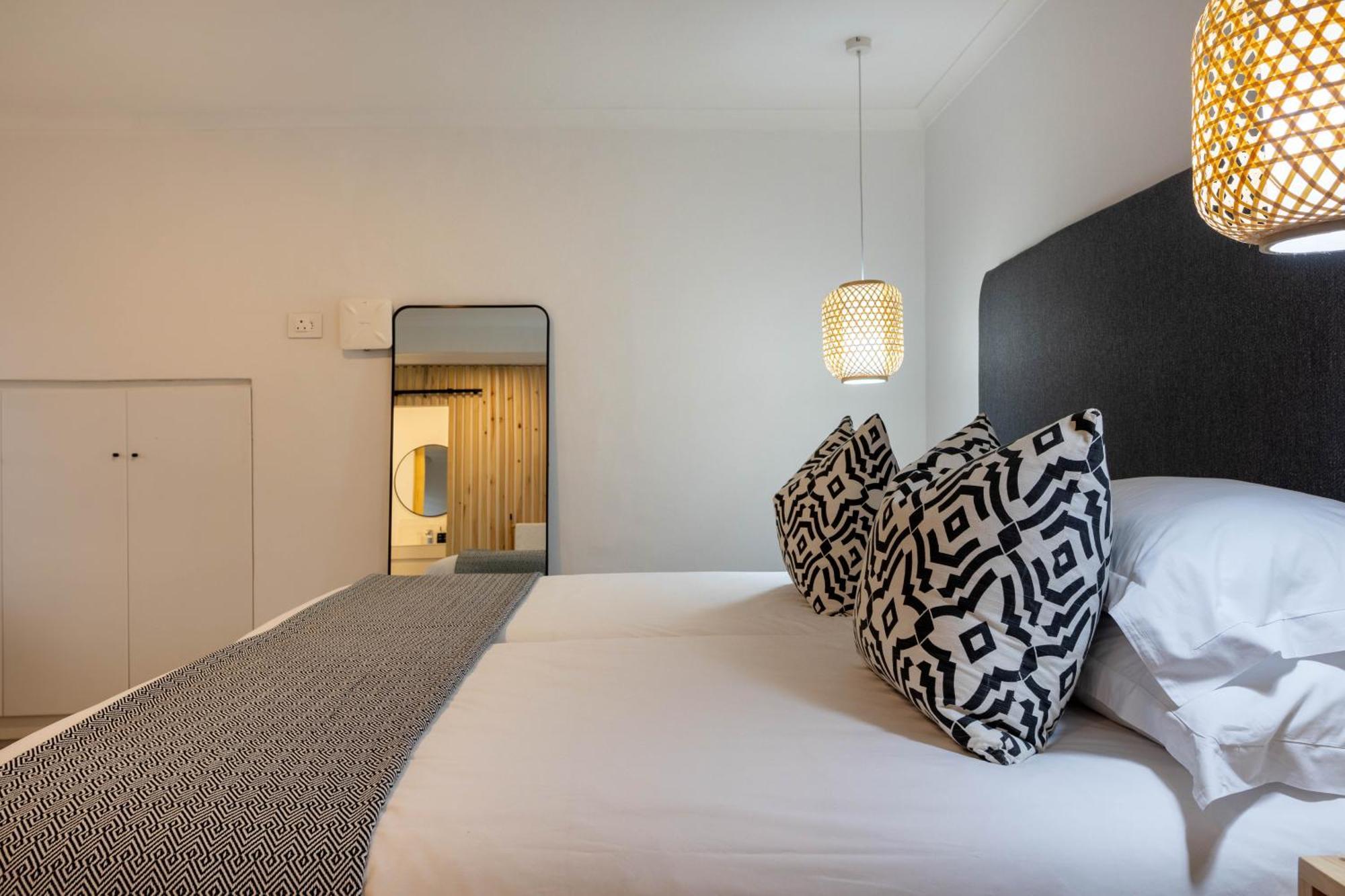 Eleven Hotel Plettenberg Bay Bagian luar foto