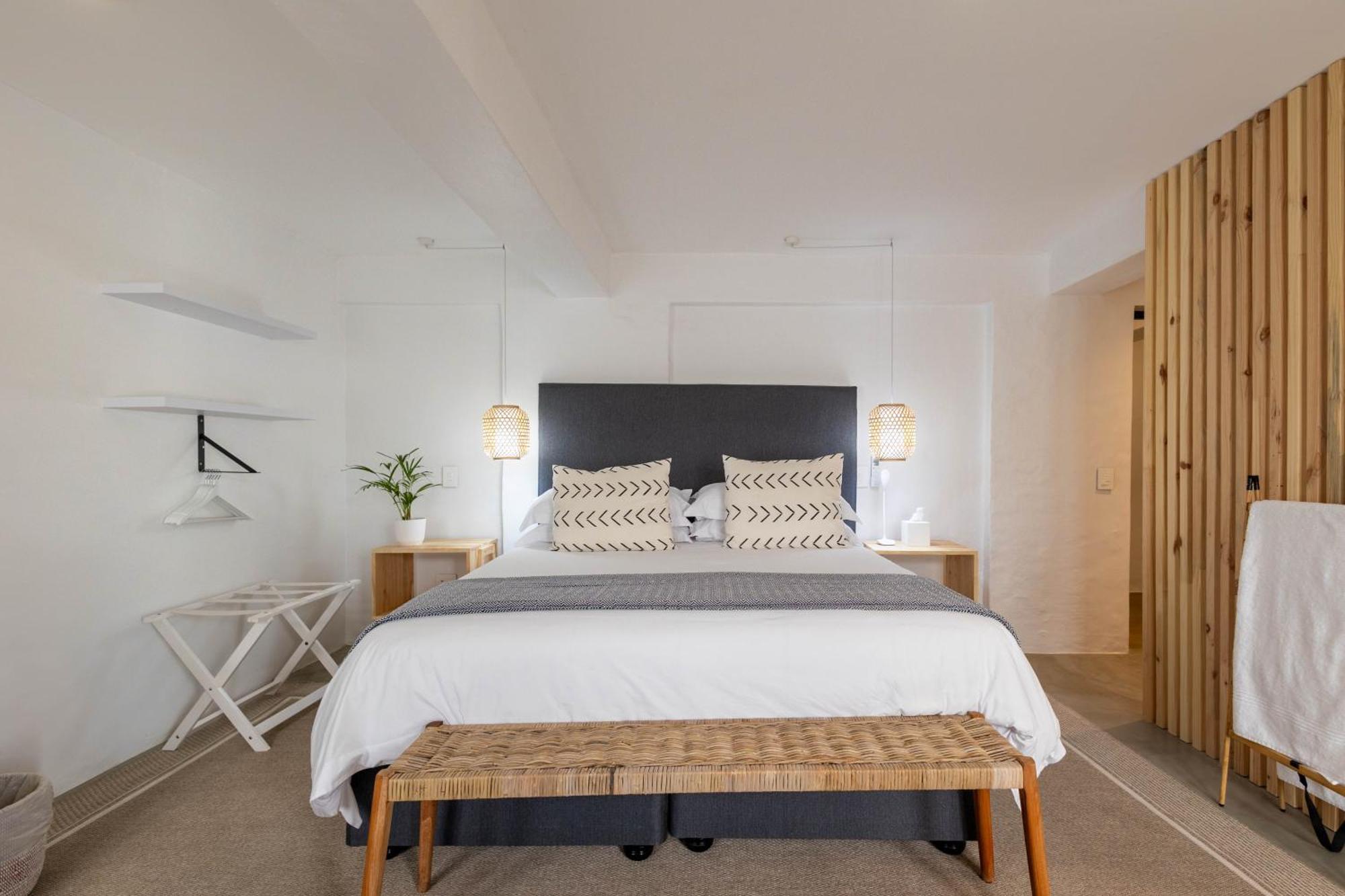 Eleven Hotel Plettenberg Bay Bagian luar foto