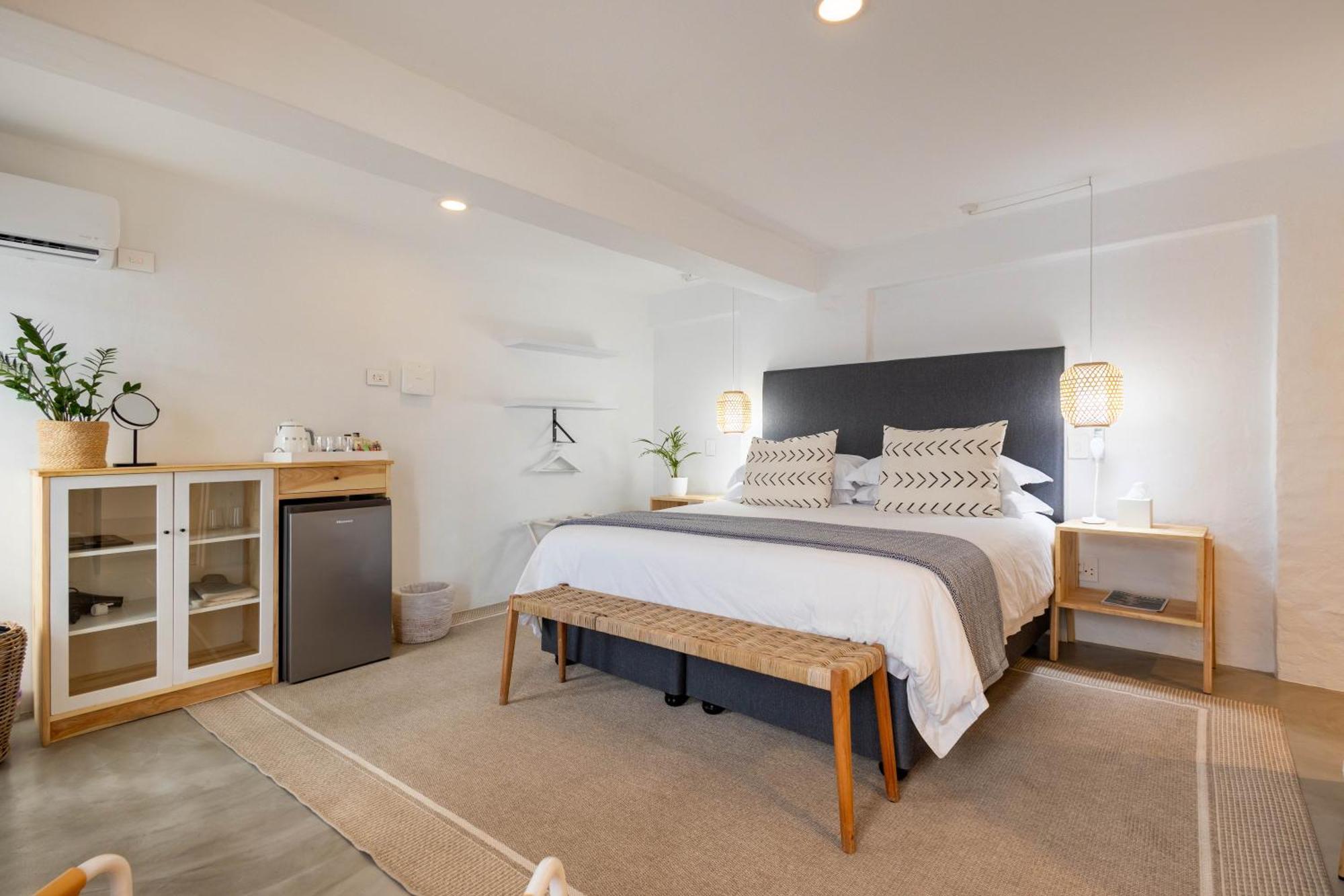 Eleven Hotel Plettenberg Bay Bagian luar foto