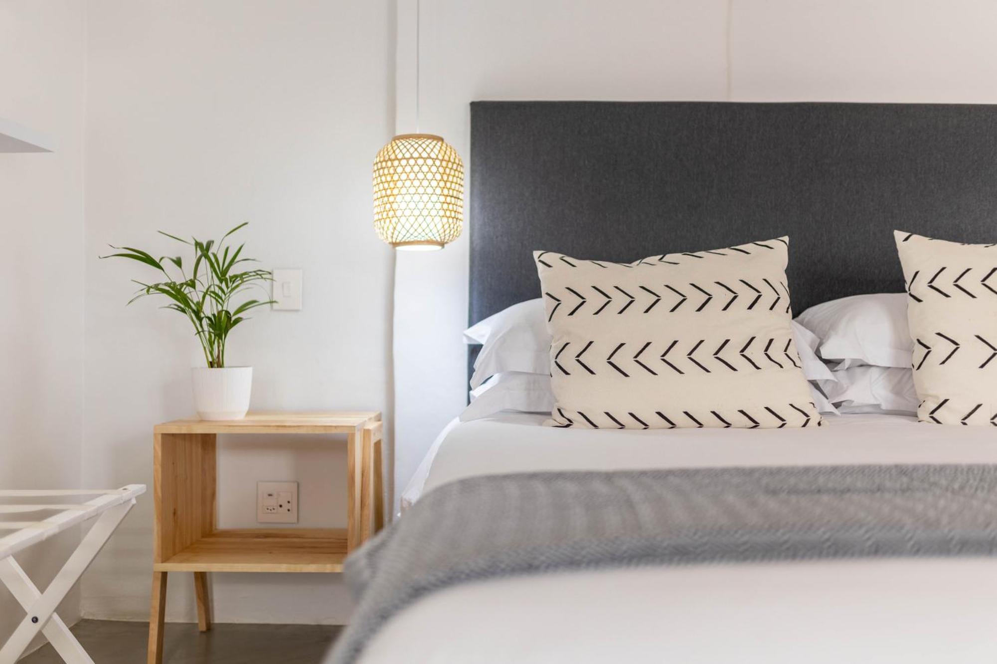 Eleven Hotel Plettenberg Bay Bagian luar foto