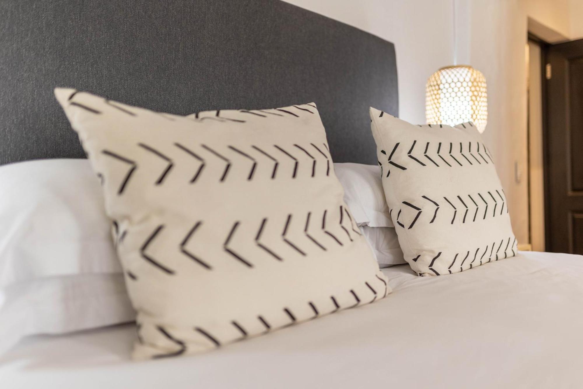Eleven Hotel Plettenberg Bay Bagian luar foto