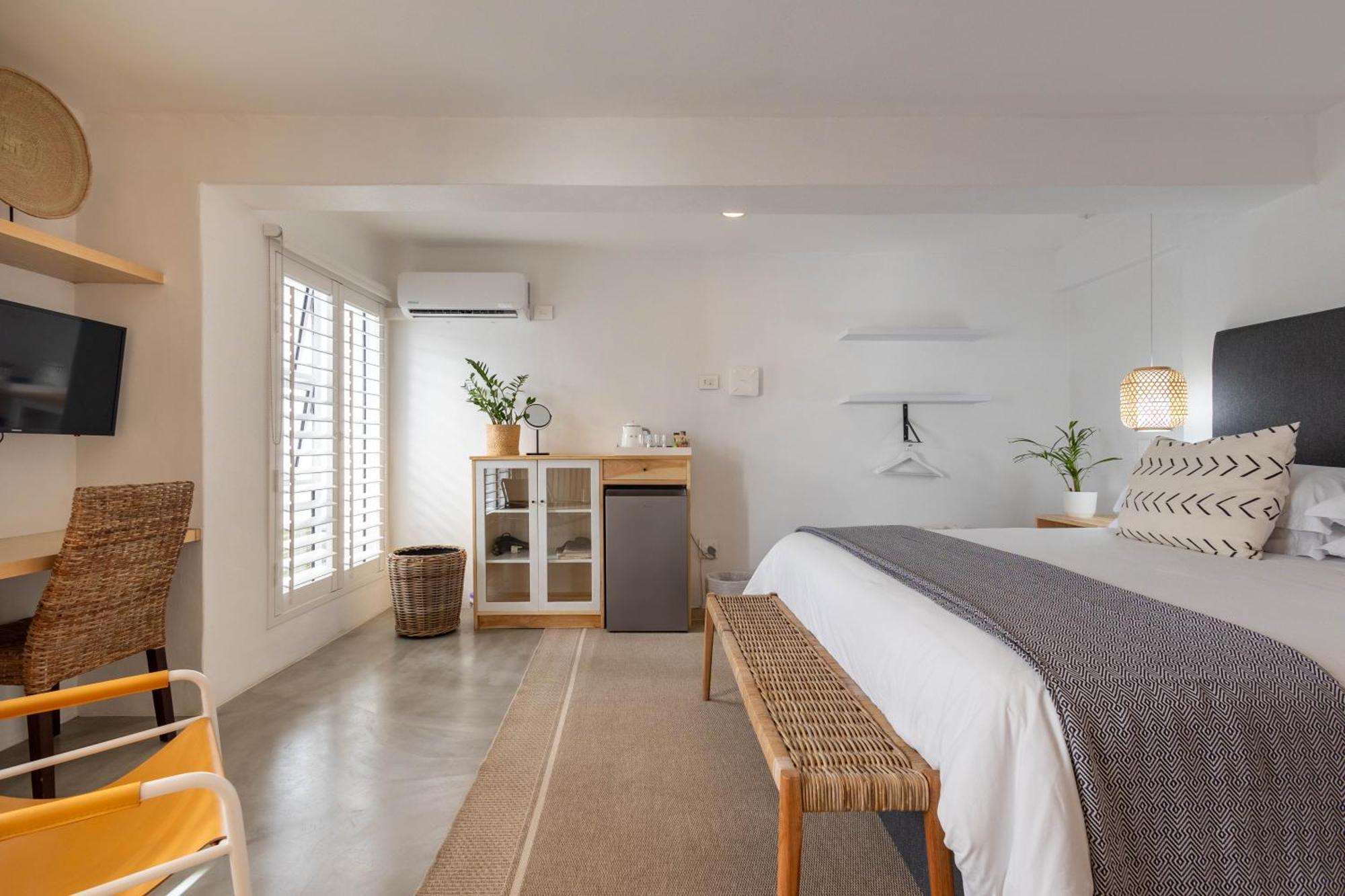 Eleven Hotel Plettenberg Bay Bagian luar foto