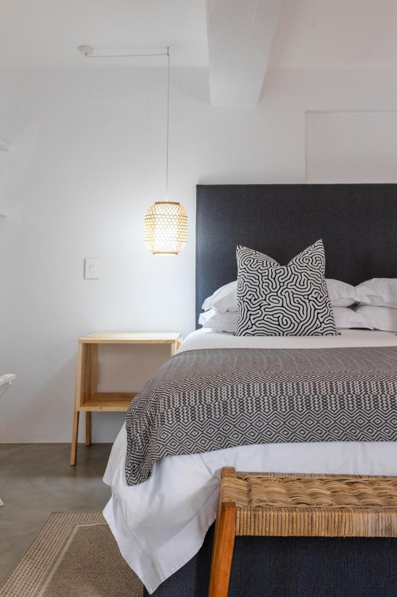 Eleven Hotel Plettenberg Bay Bagian luar foto